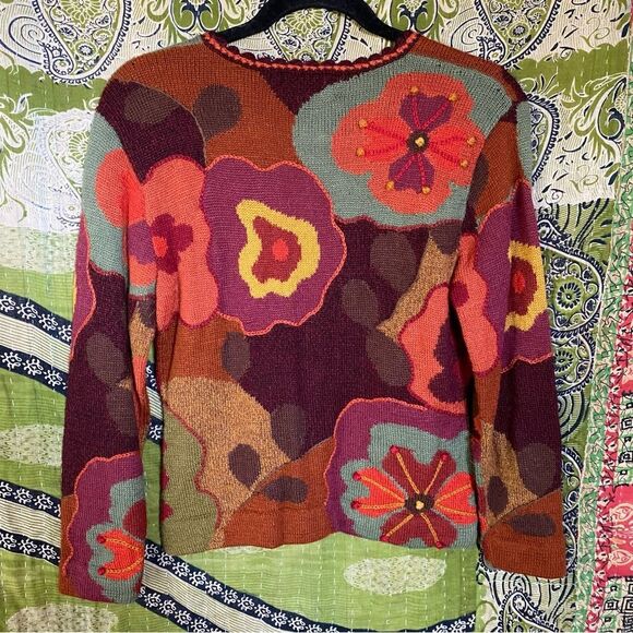 NWOT Tabask Maroon/ Multicolored Floral Alpaca Sweater Size Small - Picture 9 of 16